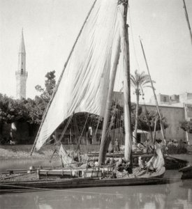 Na kanálu Mahmoudiya, Alexandrie, Egypt, 20. století