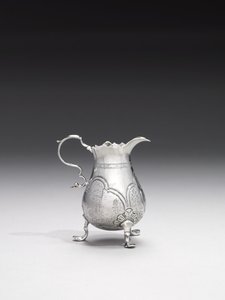 Krémový džbán od Jacob Hurd