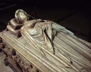 Ležící od Ilarie del Carretto (1379-1405), manželka Paola Guinigiho (1376-1432) Italský politik (Pohřební pomník Ilaria del Carretto, manželka Paola Guinigiho) Mramorová socha od Jacopa della Quercia (1371 / 74-1438) 1406 1407 Lucca (Lucca), katedrála San