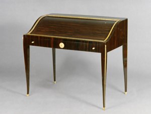 Bureau de Dame, 1923 (dřevo a slonovina)