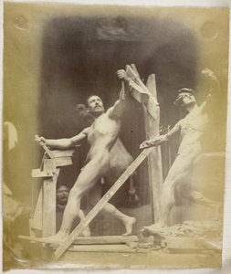 Studie modelu mužského aktu na lešení, při pohledu ze strany a vedle sádrového modelu ve stejné pozici, v ateliéru Jacquese de Lalaing od Jacques Lalaing (attributed to)