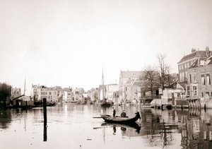 Loď na kanálu, Dordrecht, Nizozemsko, 1898. od James Batkin