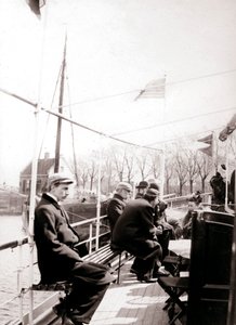 Lodní cestující, Broek, Nizozemsko, 1898.