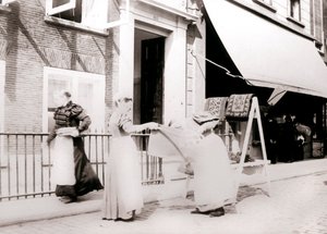 Ženy, Rotterdam, Nizozemsko, 1898