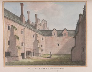 Hrad Herstmonceux, East Sussex: The Pump Court
