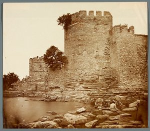 „Sedm věží“ [Istanbul. Sedm věží - část městských hradeb] od James Robertson