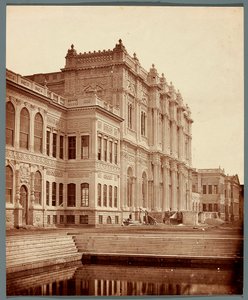 Istanbul. Palác Dolmabahçe [Dolmabahçe Sarayı] od James Robertson