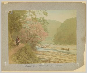 Katsura-Gawa, poblíž Kjóta, Japonsko (ručně kolorovaná černobílá fotografie) od Japanese Photographer