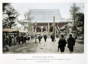Chrám Asakusa v Tokiu, kolem roku 1880 (ručně barevný tisk na kartonu) od Japanese Photographer
