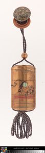 Inro zdobené dvorní dámou, ojime a netsuke od Japanese School