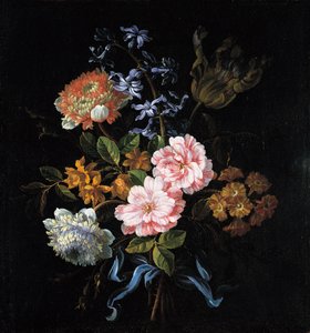 Kytice z makových sasanek, růží, dvojité campernelle, hyacintu, tulipánu a ušního boltce svázaná s b od Jean Baptiste Monnoyer