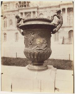 Versailles, váza od Ballin od Jean Eugène Auguste Atget