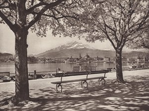 Švýcarsko: Lucern, s horou Pilatus (č/b foto)