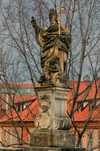 Pyhän Augustinuksen Hippon patsas Kaarlensillalla od Jeronym (1632 1709) Kohl