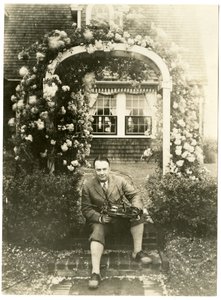 Joseph C Lincoln, kolem 1920-28 (želatinová stříbrná fotografie) od Jessie Tarbox Beals