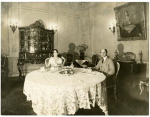 Michael Fokine a jeho žena Fokina, kolem 1926-36 (želatinová stříbrná fotografie)