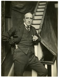 Princ Paul Troubetzkoy, sochař - z Paříže a Moskvy, kolem 1905-06 (želatinová stříbrná fotografie) od Jessie Tarbox Beals