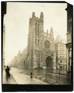 St Thomas Church, New York, USA, cca 1905-40 (želatinová stříbrná fotografie) od Jessie Tarbox Beals