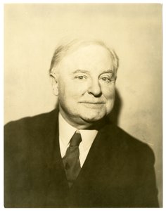 William Allen White, kolem 1905-28 (želatinová stříbrná fotografie) od Jessie Tarbox Beals