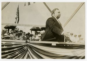 William Howard Taft, kolem 1908-12 (želatinová stříbrná fotografie) od Jessie Tarbox Beals