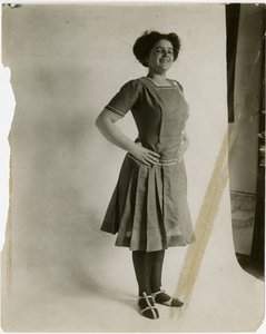 model s rameny v bok, kolem 1905-11