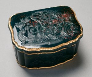 Tabatěrka, maloval Carl Gustav Klingstedt (1657-1734), kolem roku 1750 (zlacený vyřezávaný krvavý kámen) od Johannes George (attr. to) Klette