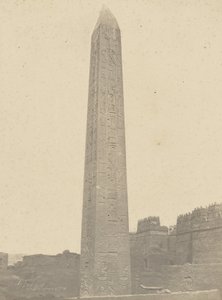 Louqsor, Obelisk, východní a jižní strana