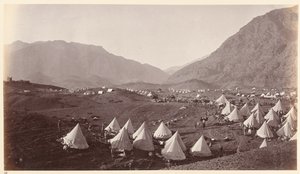 ?Shergai Heights při pohledu na Ali Musjid?, 1878 circa od John Burke
