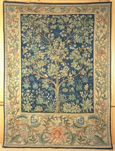 Tapiserie Tree Portiere, vyrobená pro William Morris & Co., kolem roku 1909