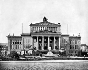 Divadlo komedie, Schiller Platz, Berlín, 1893. od John L. Stoddard
