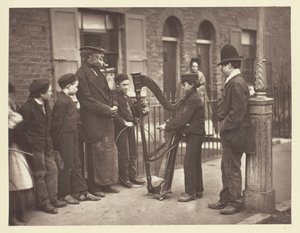 Halian Street Musicians, 1881. od John Thomson