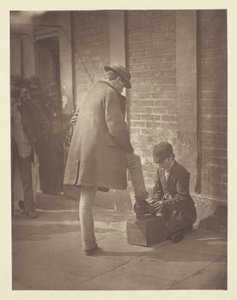 The Independent Shoe-Black od John Thomson