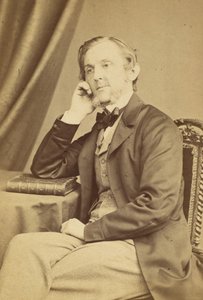 William Collingwood, 60. léta 19. století. od John and Charles Watkins