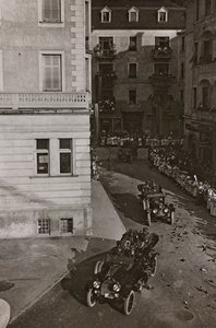 Album "Moje světová válka - vzpomínky na jihozápadní frontu v Korutanech, Itálie, Trentino-Alto Adige) 31.3.1915-12.11. 1918 - Josef Zohles Vídeň ": vojenská vozidla ve Villacu od Josef Zohles