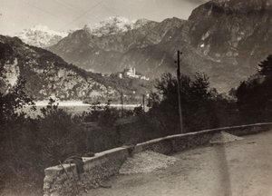 Album "Moje světová válka - vzpomínky na jihozápadní frontu v Korutanech, Itálie, Trentino-Alto Adige) 31.3.1915-12.11. 1918 - Vídeň Josefa Zohleho ": válečná zóna (č/b foto)