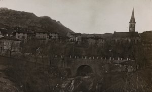 Album "Moje světová válka - vzpomínky na jihozápadní frontu v Korutanech, Itálie, Trentino-Alto Adige) 31/03/1915-12/11/ 1918 - Josef Zohles Vienna ": pohled na vesnici Carnia od Josef Zohles