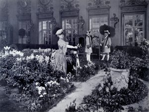 Rejane (Gabrielle Charlotte Reyu, dit) (1856-1920), francouzský komik přijíždějící v křesle nosit kostým na ples v New Yorku v roce 1905 od Joseph Byron