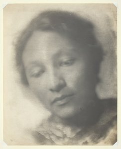 Asie Zit-kala-za, c. 1900.