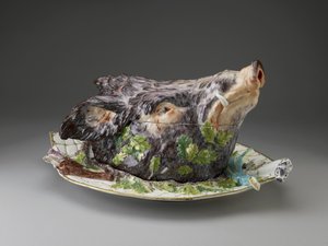 Boars Head Tureen, Chelsea Porcelain Factory, c. 1758 porcelán