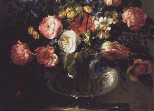 Růže, tulipány, hyacinty a jasmín ve skleněné váze