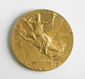 Exposition Universal Internationale, Paříž (medaile udělena George Frampton) od Jules Clement Chaplain