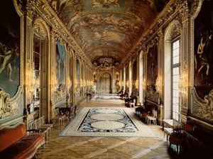 Pohled na Galerii Doree z Hotel de Toulouse, c.1720 od Jules Hardouin Mansart