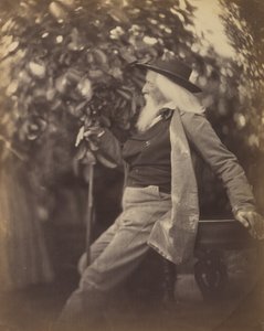 Charles Hay Cameron, Esq., ve své zahradě ve sladké vodě, 1865-67. od Julia Margaret Cameron