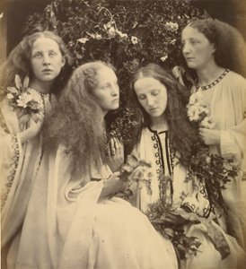 Zahrada růžových poupat dívek od Julia Margaret Cameron