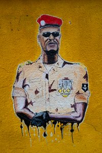 Street art portrét Mamadi Doumbouya, Conakry, 2019