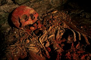 Mayové; Copan; Honduras; archeologie; klasické období; hrobka; Robert Sharer; vykopávky;... od Kenneth Garrett