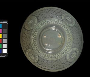 Mísa s jeřáby a mraky, cca 1150-1200 (celadonově glazovaná kamenina) od Korean School