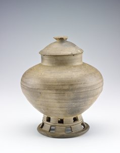 Jar, 1. polovina 6. století (neglazovaná kamenina se stopami přírodní popelové glazury) od Korean School