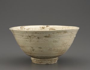 Čajová mísa, pravděpodobně provincie Kyongsang Namdo, období Čoson, druhá polovina 16. století (porcelán s čirou glazurou)