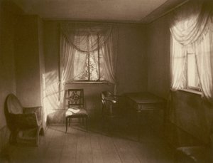 Výmar, večerní sluneční paprsek v Goethově pracovně v zahradním domku; Výmar, Večerní slunce v Goethově pracovně v letohrádku (č/b foto) od Kurt Hielscher
